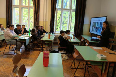 2a97cf46-d6f9-45a7-99cb-0819dac17448