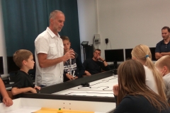 Egész nap csak robotolok…